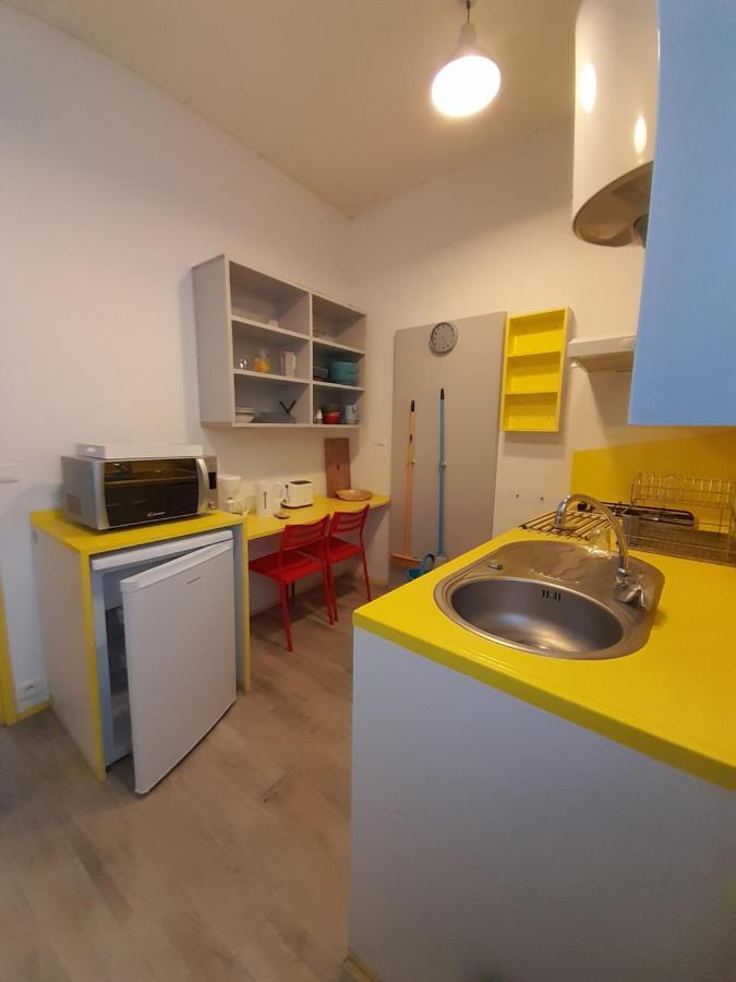 Residence Les Volets Bleus: Studio De 30 M² Classe 2 * Rochefort  Dış mekan fotoğraf